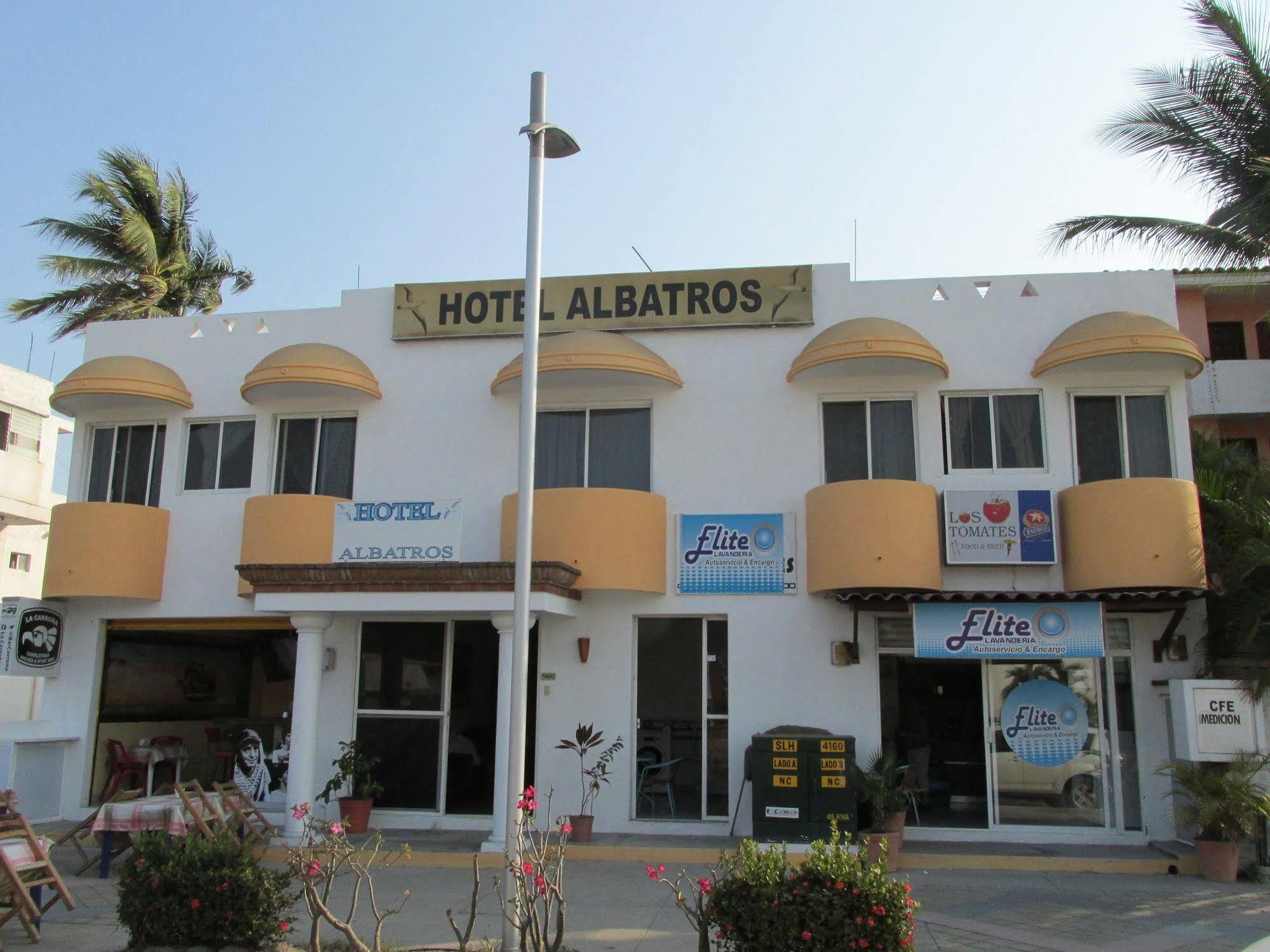Hotel Albatros Manzanillo Exteriör bild
