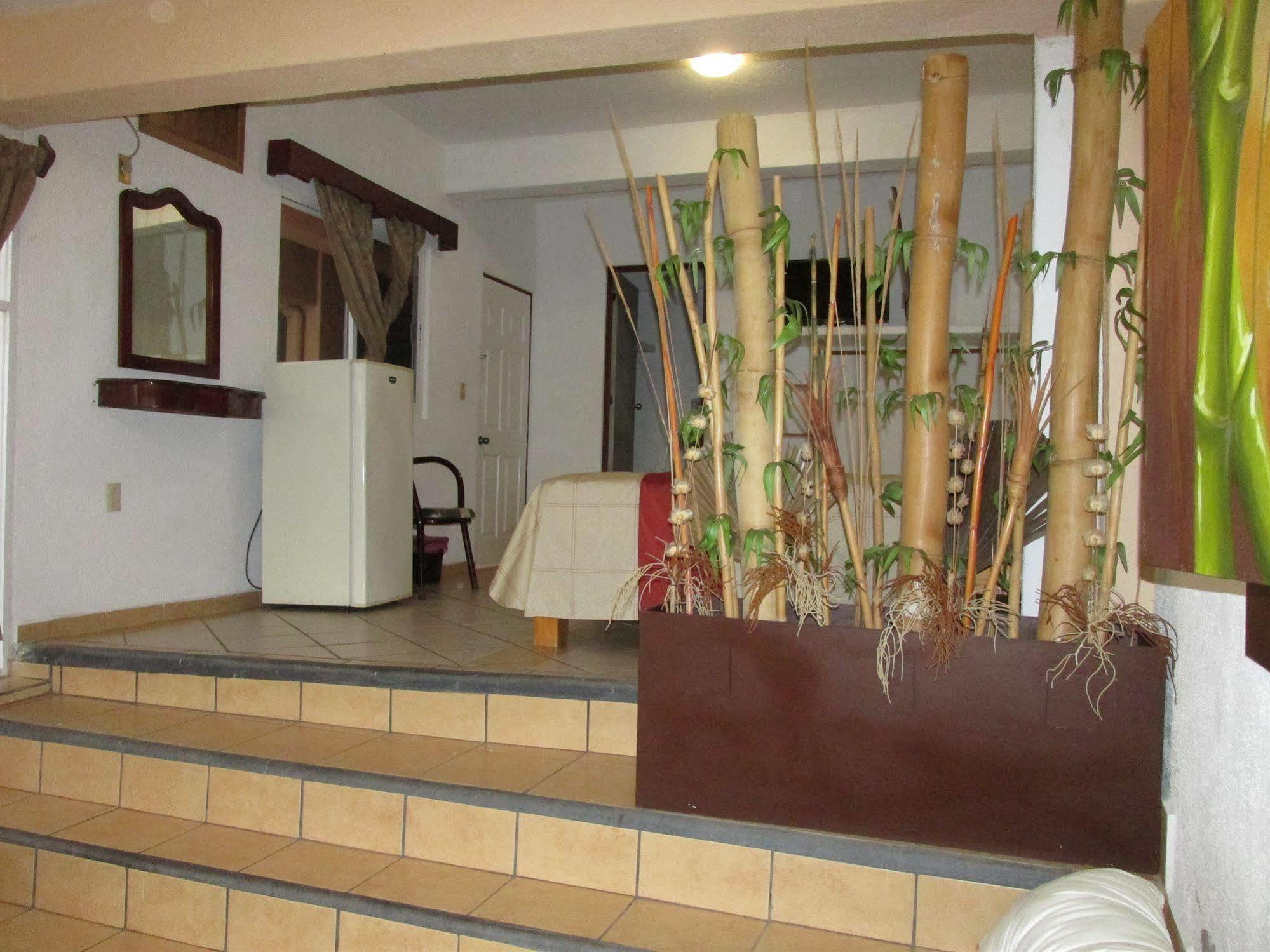 Hotel Albatros Manzanillo Exteriör bild